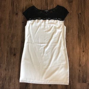 Express Color-block Lace Tunic Dress